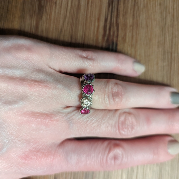 Stackable Swarovski rings - Picture 1 of 7